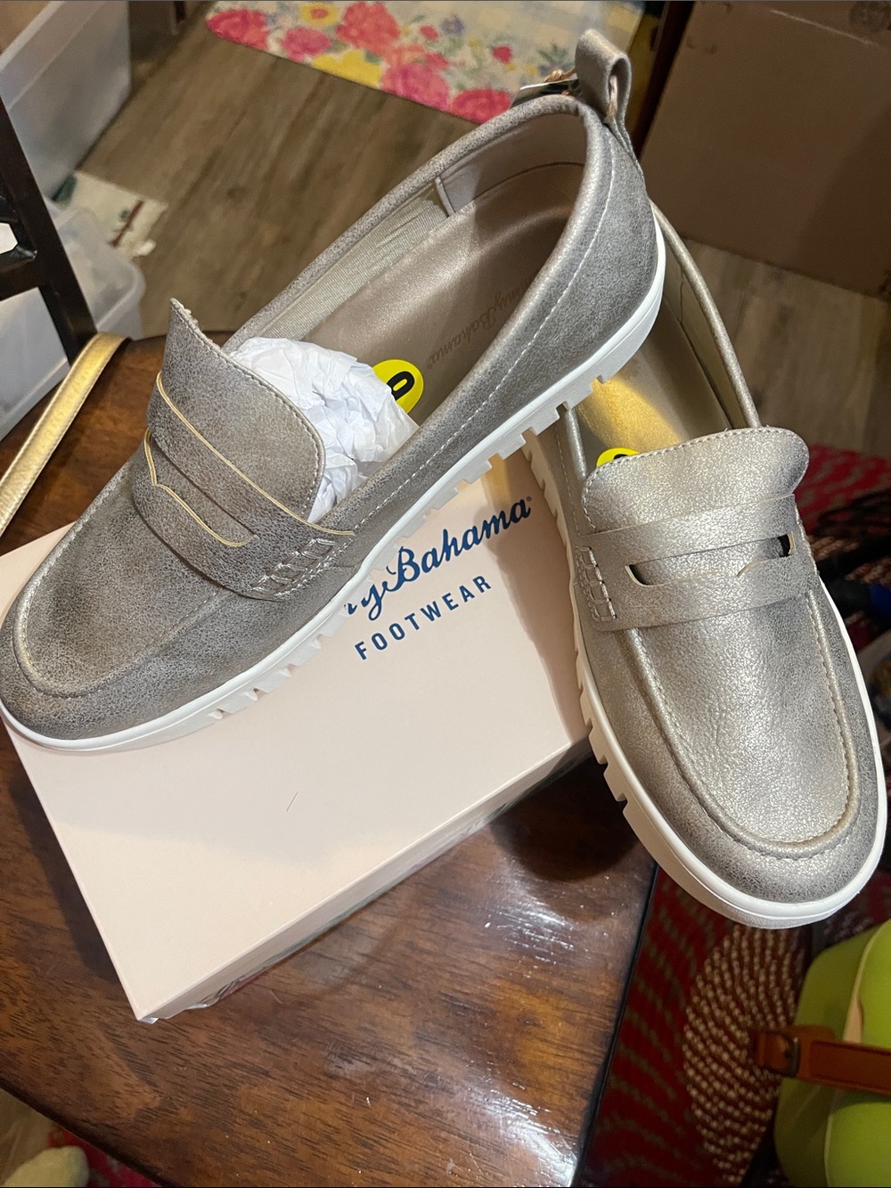 Tommy Bahama Olatino Metallic Slip-On Loafers Size 9 M New in Box $159